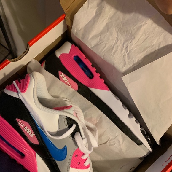 BRAND NEW NIKE AIR MAX 90 - Picture 5 of 6